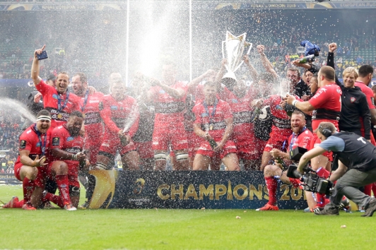 Le RCT champion d'Europe © Kilian Fragu (RCT)