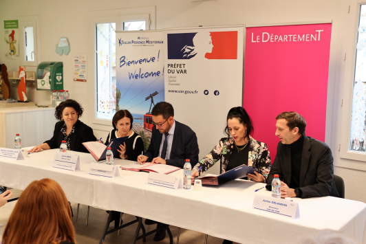Signature des conventions pour lutter contre les pauvretés 