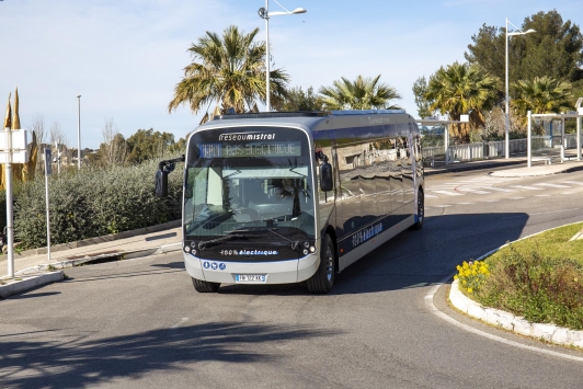 Bus électrique Aptis de Alstom