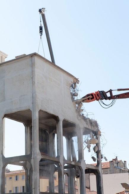 Démolition du château d'eau le 20 juillet