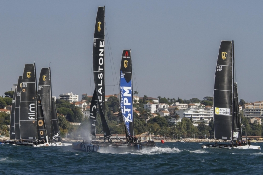 Les bateaux volants de la GC32 dans la rade