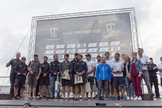 Remise des prix de la GC32 TPM Med Cup