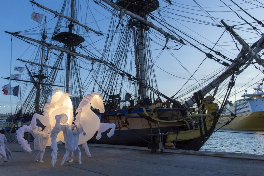 FierS à cheval quai de la Corse