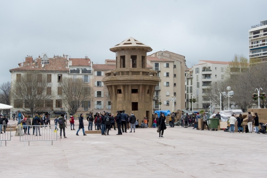 Phare monumental place d'Armes
