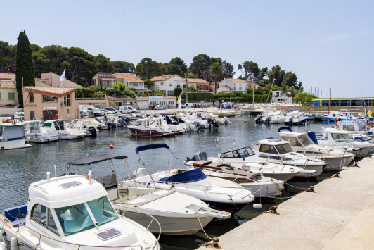 Port de Saint-Elme - à La Seyne-sur-Mer