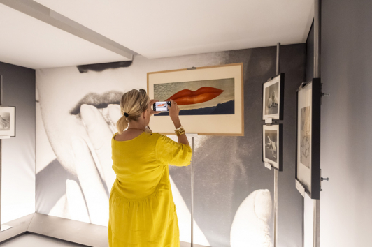 Exposition Man Ray à La Banque à Hyères
