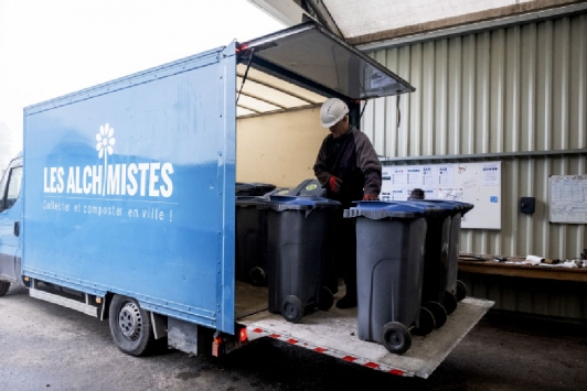 Les Alchimistes - Camion de collecte (c)Simon Lambert
