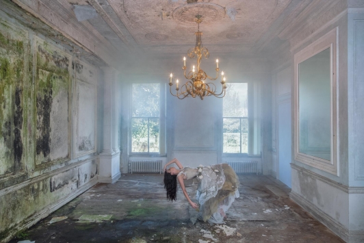 Le Liberte, Festen,  Degradation © James Kerwin
