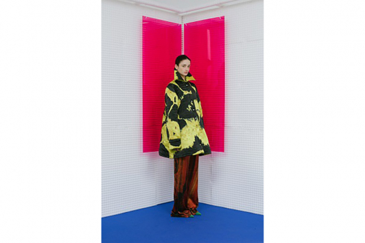 Lora Sonney - Mode