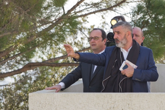 François Hollande et Jean-Pierre Blanc, directeur de la villa Noailles