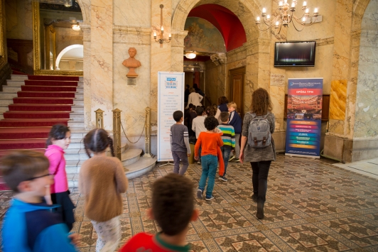 Actions de sensibilisation de l'Opéra de Toulon auprès de plus de 2500 élèves en mars 2017