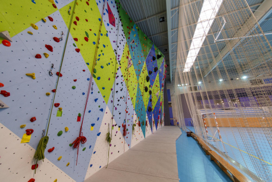 Palais des sports - nouveau mur escalade