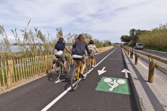 Piste cyclabe Hyères les Salins