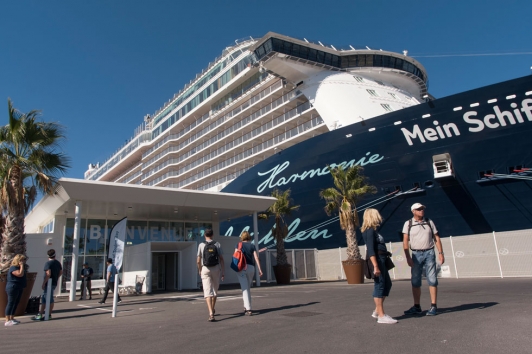 Quai de croisières à La Seyne