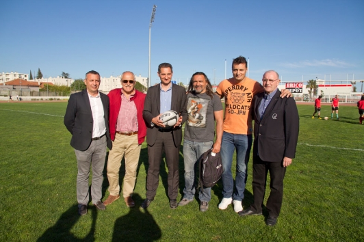 Le tournoi a été lancé en présence de Hervé Stassinos, ici entouré des anciens joureurs du RCT Manu Diaz et Thierry Louvet