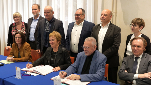 Signature convention partenariale - Bourse d'échanges aux logements TPM