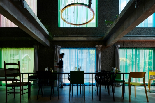 Tato architects – Yo shimada the blend-inn, Osaka, Japon, 2016 le restaurant © Hiroki Kawata