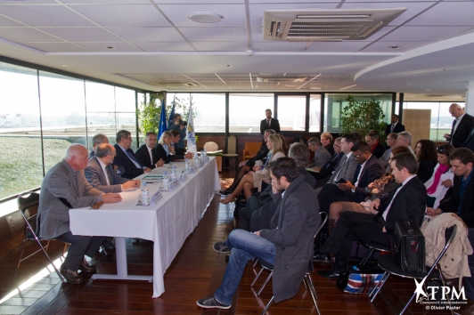 Signature convention fibre optique Var