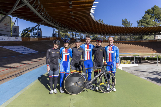 Equipe tchèque au vélodrome TPM