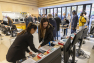 Don d'ordinateurs au Lycée professionnel de Claret - Toulon