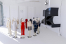 Exposition Courrèges de Nicolas De Felice dans la piscine