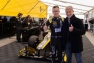 Le pilote Anthoine Hubert et le président de TPM Hubert Falco sur le stand de Pit-stop